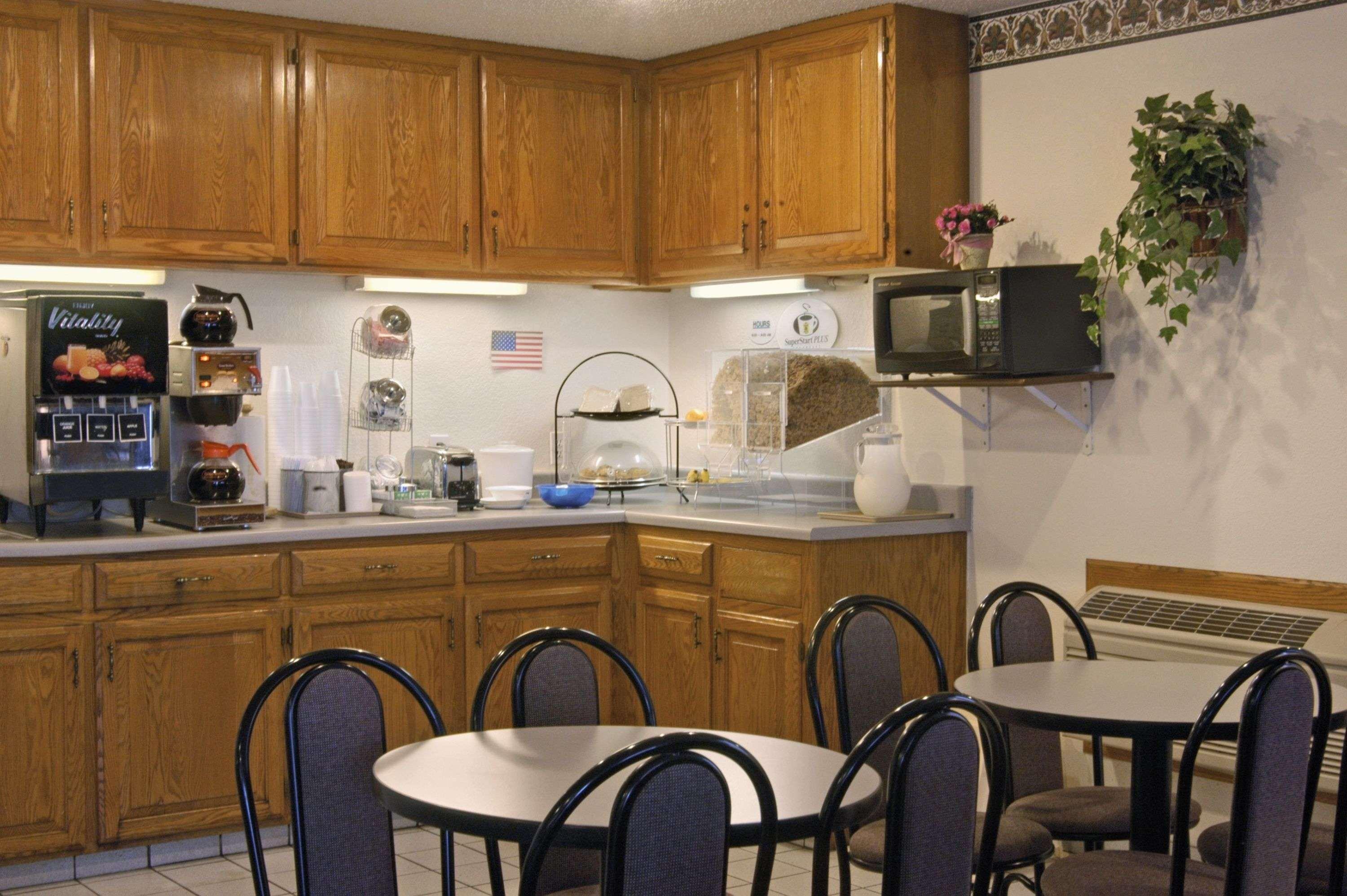 Hotel Super 8 By Wyndham Aransas Pass Restaurant foto